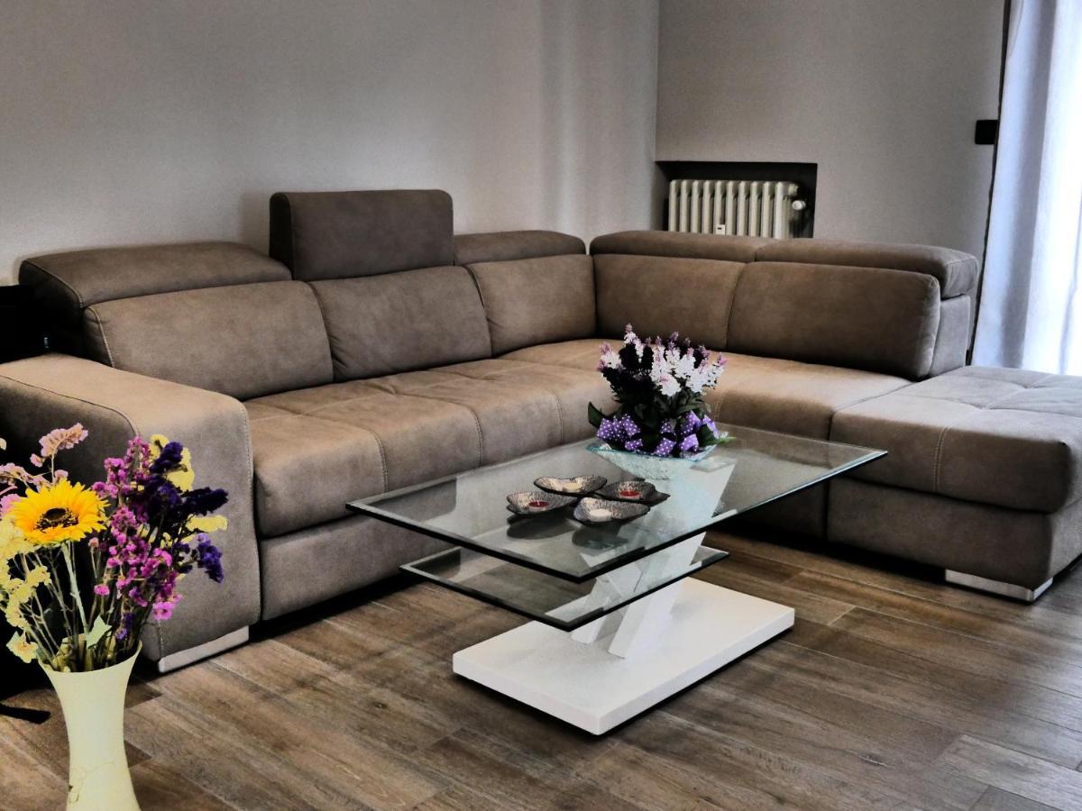 ניצה מונפראטו Appartamento Panoramico מראה חיצוני תמונה