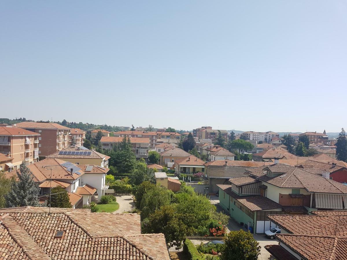 ניצה מונפראטו Appartamento Panoramico מראה חיצוני תמונה